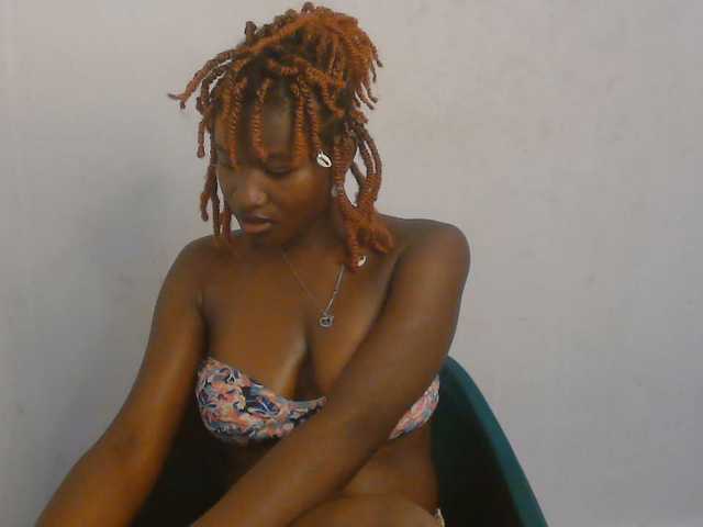 Sweet-fariha live cam on BongaCams