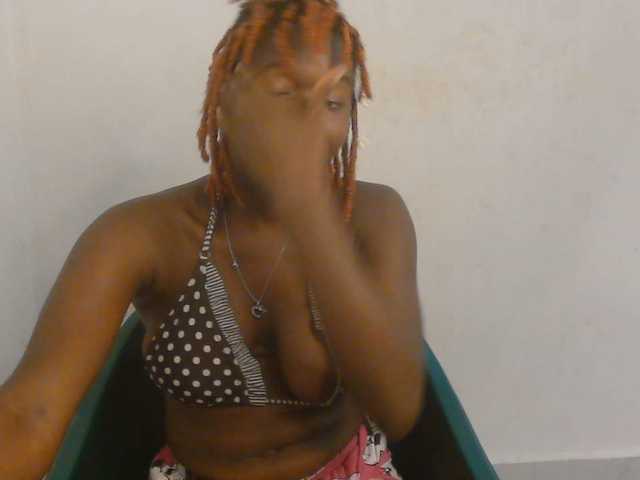 Sweet-fariha live cam on BongaCams