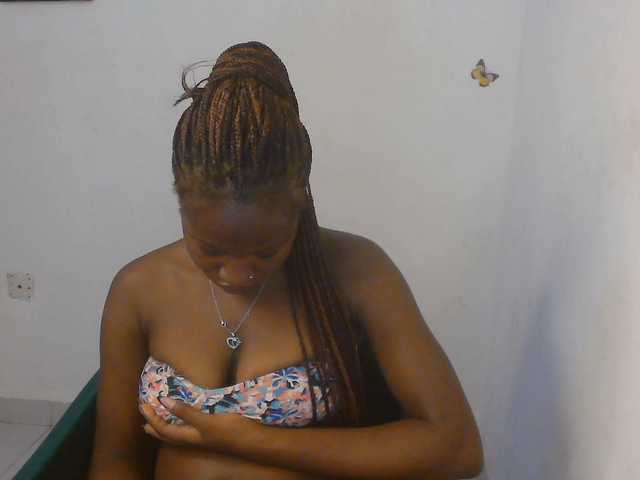 Sweet-fariha live cam on BongaCams