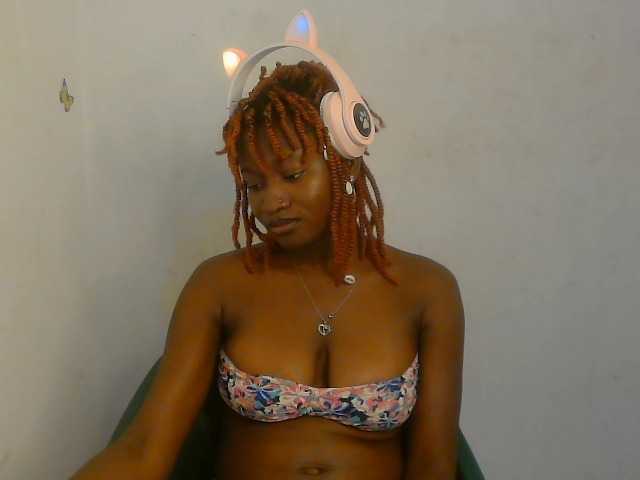 Sweet-fariha live cam on BongaCams