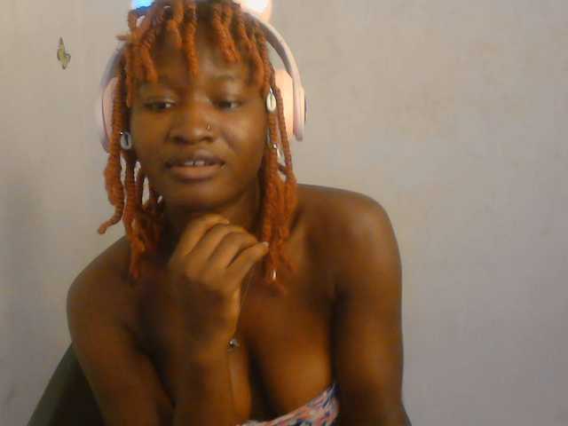 Sweet-fariha live cam on BongaCams