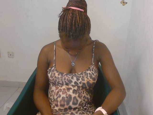 Sweet-fariha live cam on BongaCams