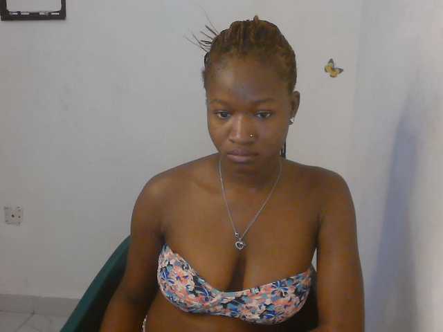 Sweet-fariha live cam on BongaCams