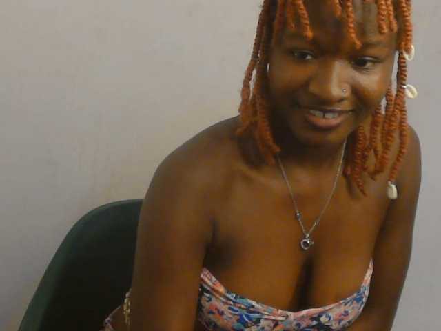 Sweet-fariha live cam on BongaCams
