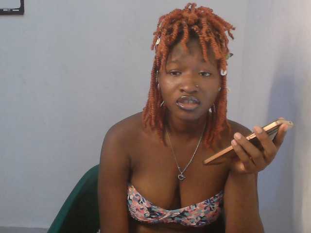 Sweet-fariha live cam on BongaCams