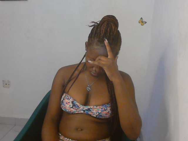 Sweet-fariha live cam on BongaCams
