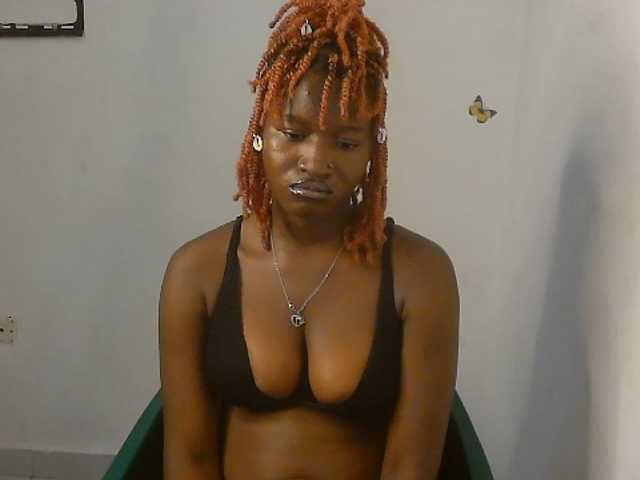 Sweet-fariha live cam on BongaCams