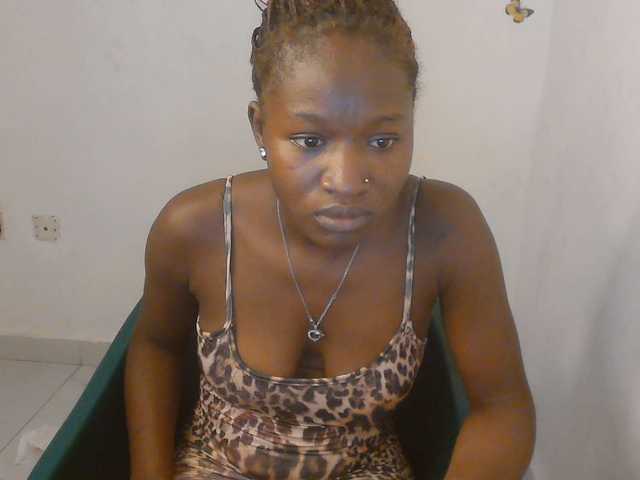 Sweet-fariha live cam on BongaCams