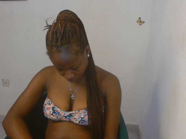 Sweet-fariha live cam on BongaCams