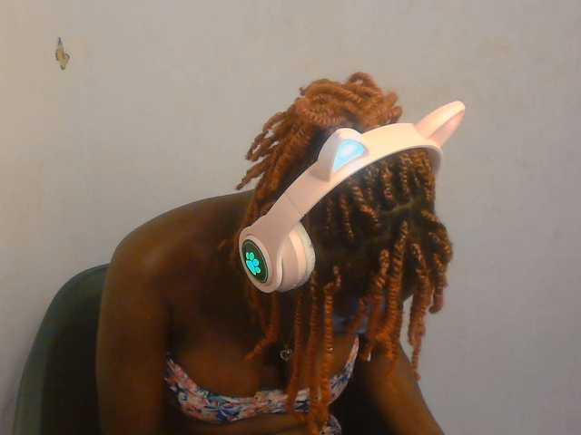 Sweet-fariha live cam on BongaCams