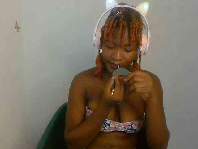 Sweet-fariha webcam