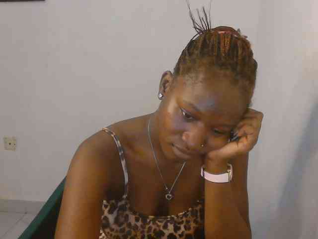 Sweet-fariha webcam