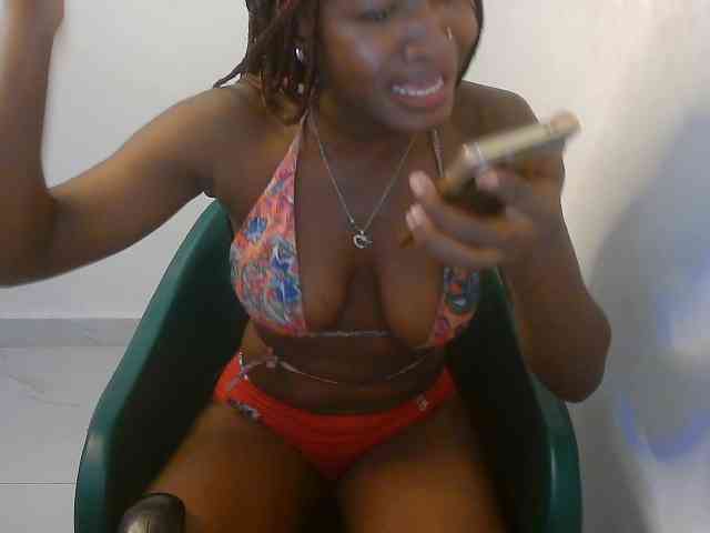 Sweet-fariha webcam