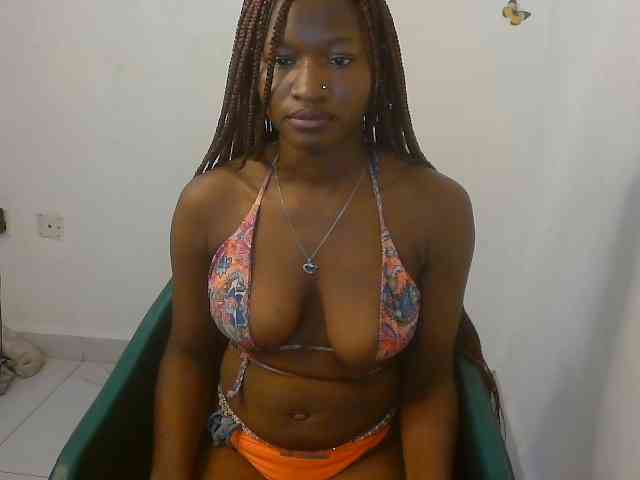 Model: Sweet-fariha