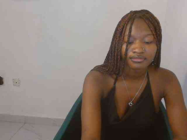 Sweet-fariha webcam