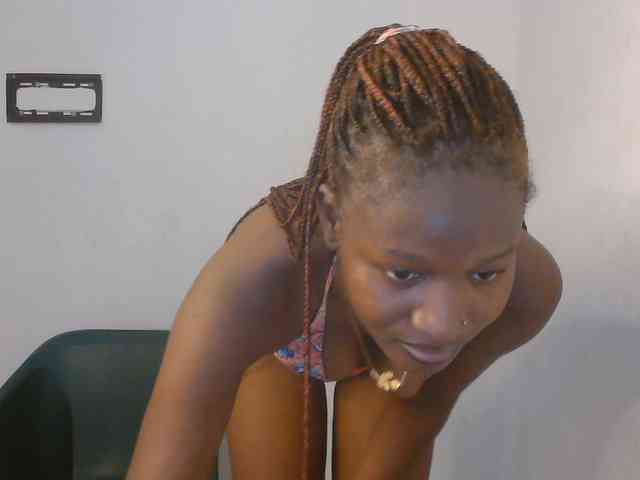 Sweet-fariha webcam