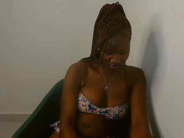 Sweet-fariha webcam