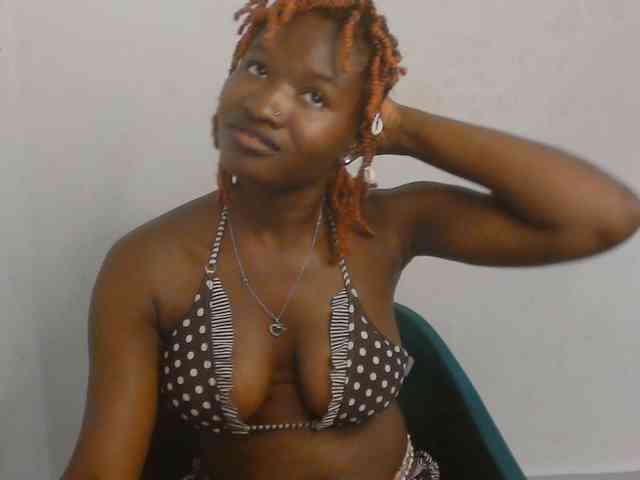 Sweet-fariha webcam