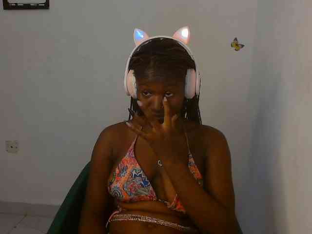Sweet-fariha webcam
