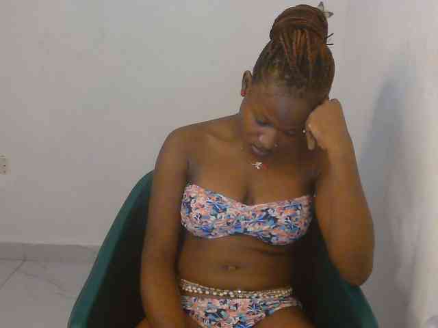 Sweet-fariha webcam
