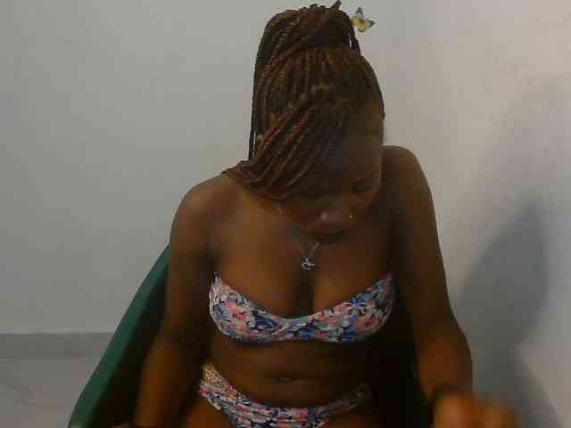 Sweet-fariha webcam