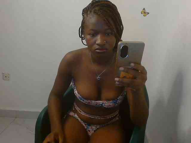 Sweet-fariha webcam