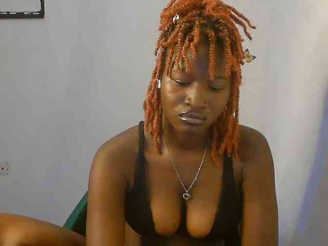 Sweet-fariha webcam