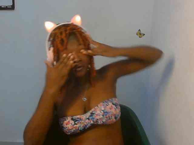 Sweet-fariha webcam