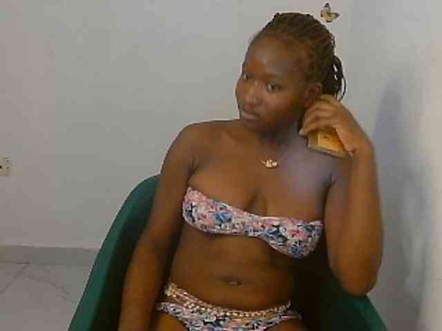 Sweet-fariha webcam