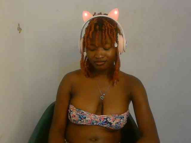 Sweet-fariha webcam