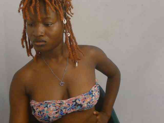 Sweet-fariha webcam