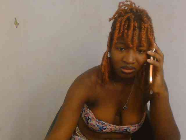 Sweet-fariha webcam