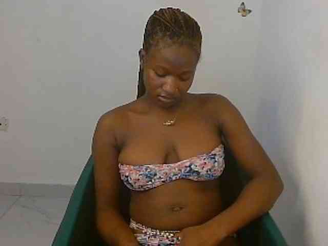 Sweet-fariha webcam