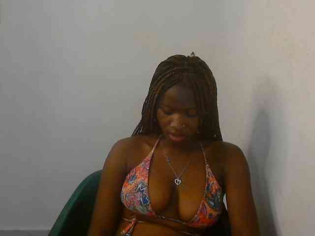 Sweet-fariha webcam