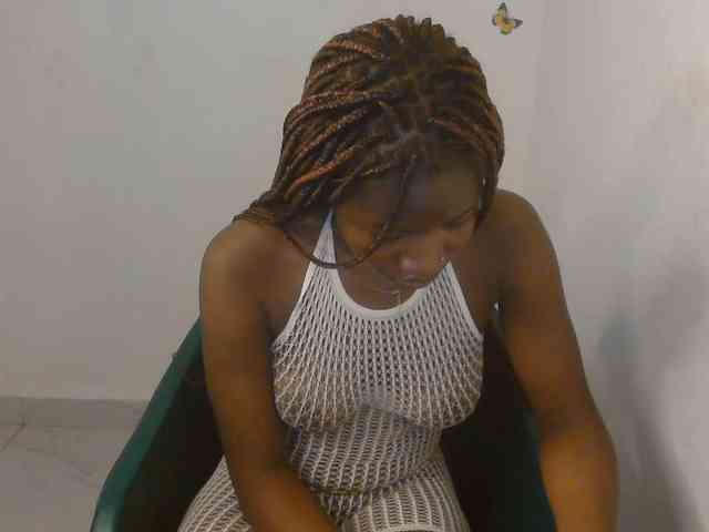 Sweet-fariha webcam