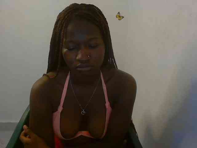 Sweet-fariha webcam