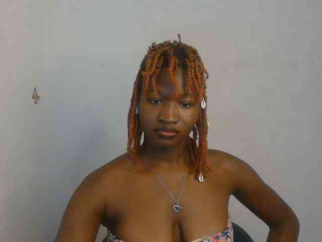 Sweet-fariha webcam