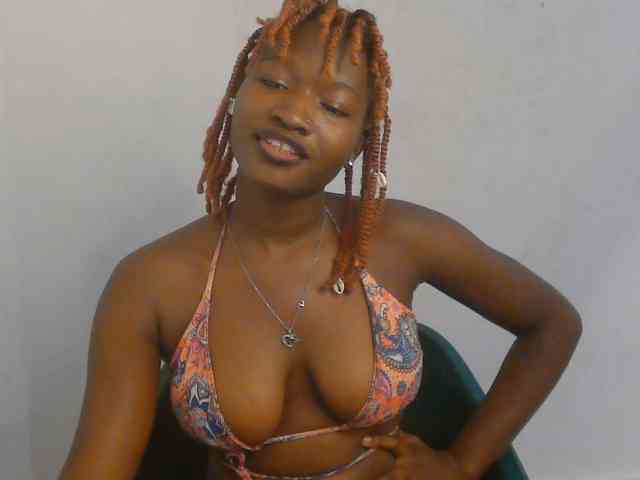 Sweet-fariha webcam