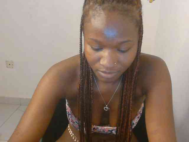 Sweet-fariha webcam