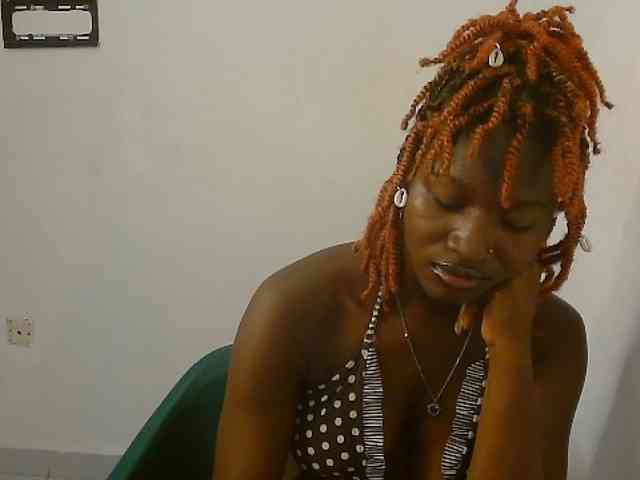 Sweet-fariha webcam