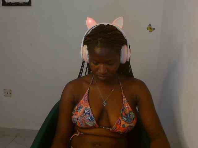 Sweet-fariha webcam