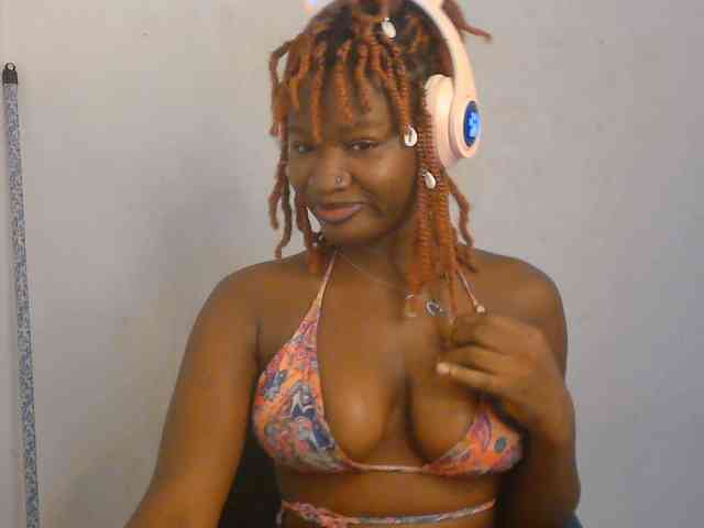 Sweet-fariha webcam