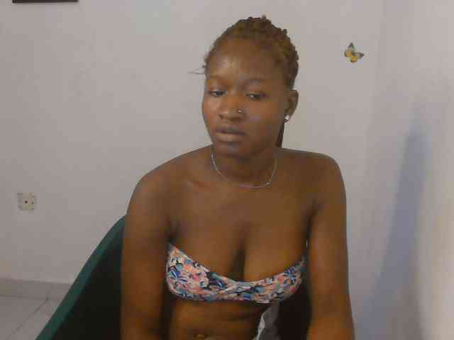 Sweet-fariha webcam
