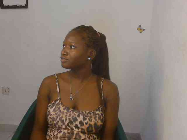 Sweet-fariha webcam