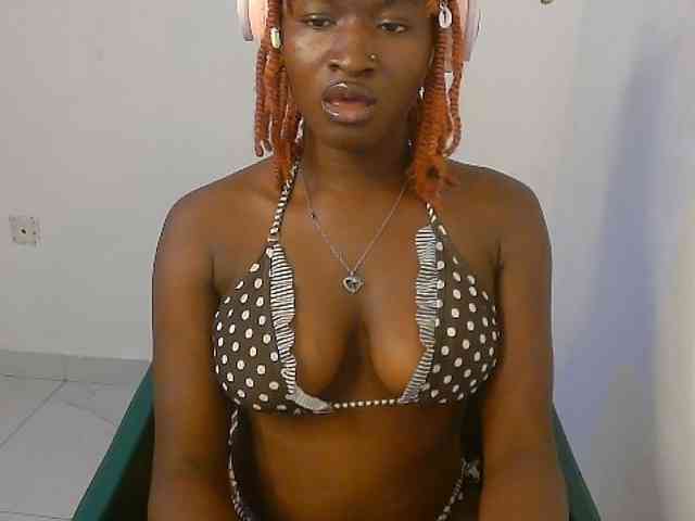 Sweet-fariha webcam