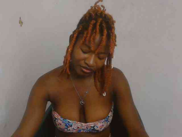Sweet-fariha webcam
