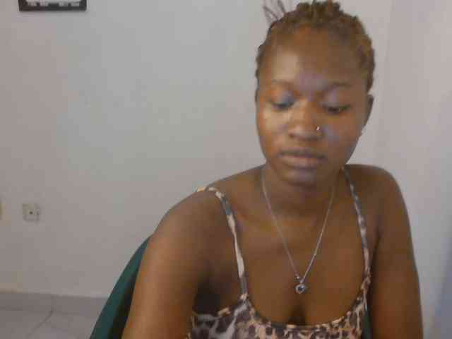 Sweet-fariha webcam