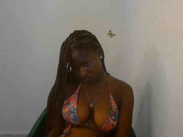 Sweet-fariha webcam