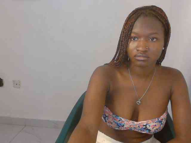 Sweet-fariha webcam