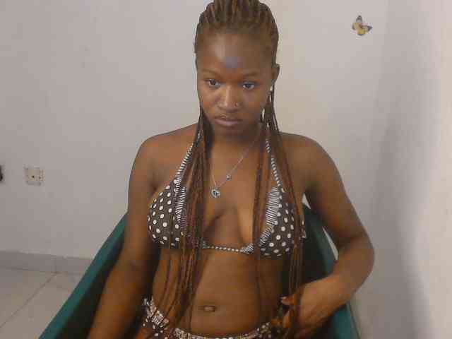 Sweet-fariha webcam